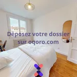 Appartement de 11 m² avec 4 chambre(s) en location à Villeurbanne