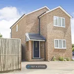 Rent 2 bedroom house in Mid Sussex