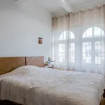 Rent 4 bedroom apartment of 150 m² in Berlin