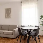 Rent 2 bedroom apartment of 70 m² in Milano