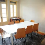 Rent a room of 120 m² in Porto