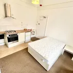 Rent 1 bedroom flat in East Midlands