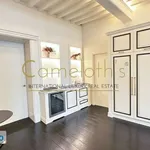 Rent 6 bedroom house of 400 m² in Florence