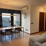 Rent 4 bedroom apartment of 90 m² in Milan