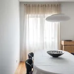 Rent 5 bedroom apartment of 92 m² in Lisboa