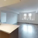 Rent 3 bedroom apartment in Manhattan