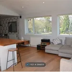 Rent 2 bedroom house in South East England