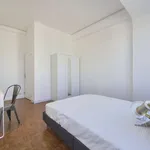 Rent a room in lisbon