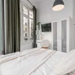 Rent a room of 140 m² in barcelona