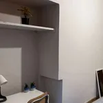 Rent a room in turin