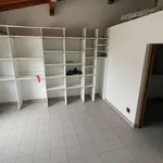 Appartement de 105 m² avec 3 chambre(s) en location à Décines-Charpieu