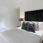 Rent 3 bedroom apartment in Kensington