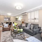 Rent 3 bedroom flat in London