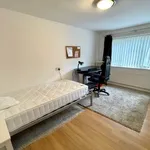 Rent 5 bedroom flat in West Midlands