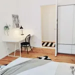 Rent 1 bedroom apartment of 57 m² in berlin