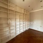 Rent 4 bedroom apartment of 140 m² in Pistoia