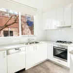 Rent 2 bedroom apartment in Elwood