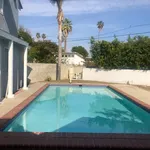 Rent 3 bedroom apartment of 142 m² in Los Angeles