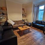 Rent 5 bedroom flat in Wales