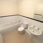 Rent 2 bedroom flat in North Lanarkshire