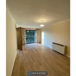 Rent 2 bedroom flat in Colchester