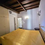 Rent 2 bedroom apartment of 90 m² in Roma