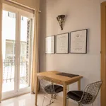 Rent 3 bedroom apartment of 35 m² in Barcelona