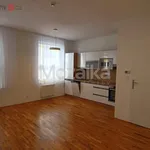 Pronajměte si 3 ložnic/e byt o rozloze 68 m² v Lanškroun