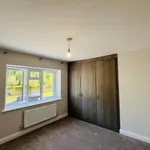 Rent 4 bedroom apartment in South East England