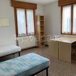 Rent 5 bedroom apartment of 85 m² in Padova