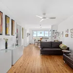 Rent 2 bedroom apartment of 67 m² in potts point