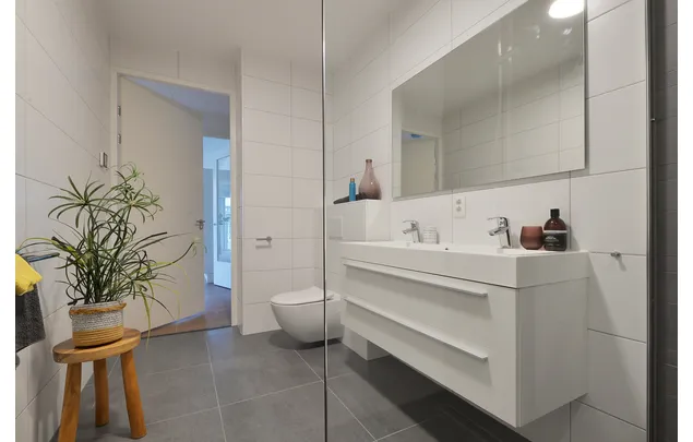 Huur 3 slaapkamer appartement van 97 m² in Den Haag