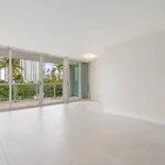 Rent 2 bedroom apartment of 149 m² in Miami-Dade