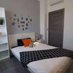 Rent a room in turin