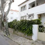 Rent 1 bedroom apartment of 30 m² in lisbon