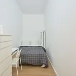 Rent a room in lisbon