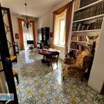 Rent 5 bedroom apartment of 120 m² in Naples