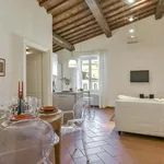 Rent 3 bedroom apartment in Florence