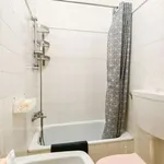 Rent a room in lisbon