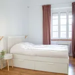 Rent a room in lisbon