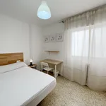 Alquilar 4 dormitorio apartamento en Granada