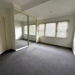 Rent 4 bedroom apartment in Adelaide