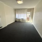 Rent 2 bedroom apartment in Melbourne