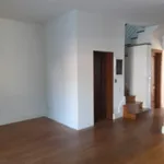 Rent 2 bedroom apartment of 210 m² in Stamata