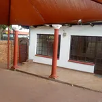 Rent 1 bedroom apartment in Roodepoort