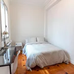 Rent a room of 125 m² in Madrid