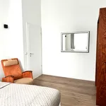 Miete 3 Schlafzimmer wohnung von 200 m² in Düsseldorf