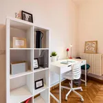 Rent a room of 141 m² in Milan