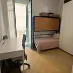 Rent 4 bedroom apartment in Barcelona