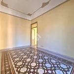 Rent 4 bedroom apartment of 110 m² in Palermo